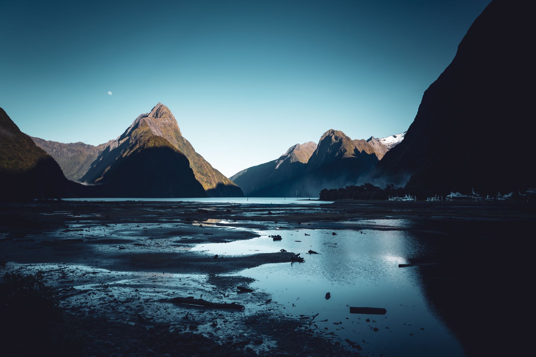 Majestic Milford Sound New Zealand Fiordland peak with reflection